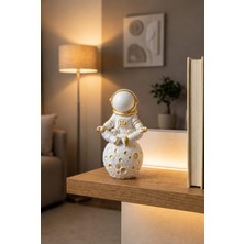 ALCdesing Astronot Biblo Ay Dekoru Meditasyon Yapan Astronot Dekoratif Masa Üstü Salon Ofis Ev Dekorasyonu
