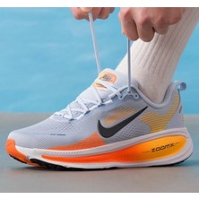 Nike Vomero 18 Erkek Koşu Ayakkabısı