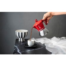 Maxi Trendy - Moka Exclusive Indüksiyon: 4 Cups Ocak Üstü Espresso Pişirici - 200ML - Kırmızı Renk - Alt Hazne: Dış Paslanmaz Çelik Iç Alüminyum - Indüksiyon Ocak Türleri Için Uygundur