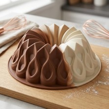 Maxi Trendy Kafes Tasarımlı Silikon Kek Kalıbı - Yüksek Isıya Dayanıklı, Yapışmaz ve Esnek Pasta Kalıbı (22X8 Cm, 1 Adet)