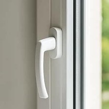 1001 Beyaz Pvc Pencere Kolu – Plastik Malzeme, Dayanıklı, Ergonomik Tasarım, Kolay Montaj, Sağ ve S