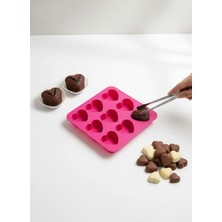Stork 9'lu Kalp Şekilli Silikon Kek ve Çikolata Kalıbı - Pembe Mini Muffin ve Lokmalık Tatlı Kalıbı