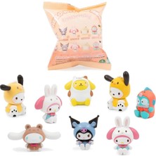 Techora Sale HKT46000 Hello Kitty Kıyafet Değiştirme Partisi - 1  Adet Fiyatıdır
