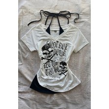 Balina Beyaz Gotik Skulls Control Ek Askılı Y2K Kısa Kollu Crop