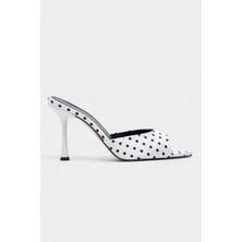 Nişantaşı Shoes Renata Beyaz Puantiye Desen Açık Sivri Burun Kadın Ince Topuklu Terlik