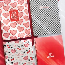 Paperora A4 Spiralli Karton Kapak 4'lü Set Kareli Okul Defteri 80 Yaprak - Ders Programlı Kırmızı Siyah Kalpler