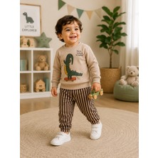 Serpil Giyim Erkek Bebek Dinozor Baskılı Pamuklu Eşofman Takımı Bej Sweatshirt Kahverengi Çizgili Jogger Pantolon 2'li Takım