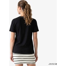 Nautica Kadın Siyah Slim Fit T-Shirt 65V711T.0TB