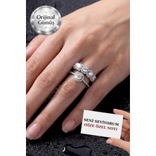 Carat Stone Gümüş 2.50 Carat Beştaş ve 1 Carat Tektaş Yüzük Kalp Şeklinde Süet Yüzük Kutusunda