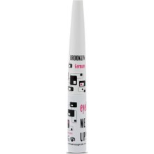 Brooklin Eyeliner - Liquid Eyeliner  02