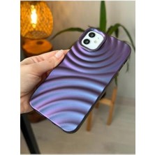 Iphone 11 ile Uyumlu 3D Aurora Kabartma Mor Renk Geçişli Mat Silikon Kılıf