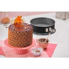 Orıgınal Inspiration Kelepçeli Kek Kalıbı 24 cm