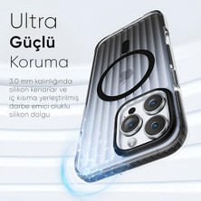 iPhone 15 Pro Için Elite Serisi Magsafe ile Uyumlu Arkası Yarı Saydam Parmak Izi Tutmayan ve Çizilmeyen Polikarbonat Kenarları Yumuşak Silikon Kılıf (Natural Titanium, 15 Pro)