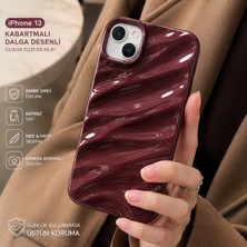Aksesuarda iPhone 13 / 14 Uyumlu Premium Kabartmalı Dalga Desenli Darbe Emici Silikon Telefon Kılıfı Bordo