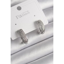 Lux Store Pirinç Gümüş Renk Zirkon Taşlı Yarım Halka Model Kadın Küpe