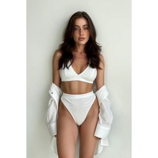Lux Store Kadın Beyaz Yüksek Bel Dolgusuz Slip Takım – Modern, Konforlu Günlük Kombinlere Uygun