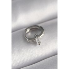 Berselya Underwear & Accessories 316L Çelik Gümüş Renk Zirkon Taşlı Tragus Piercing