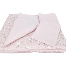 Astraltech Bebek El Yapımı At Desenli Yorgan Çarşaf ve Yastıklı Üçlü Set (Pembe)