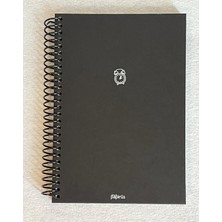 Colornote Papirüs Mini Serisi Çizgili Defter, Spiralli, Sert Kapaklı, 16 x 23 Cm, 100 Yaprak (Ön Kapakta Çalar Saat Çizimli)