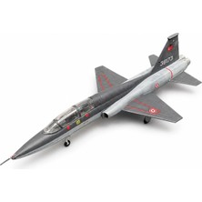 Belirtilmemiş Montajlı + Boyalı F-5b Maket Ucak (Gri-Siyah)
