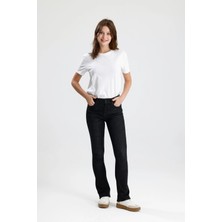 Özel Seri Koyu Indigo Denim MONICA24 Yumuşak Doğal His Veren Kadın Jean Pantolon