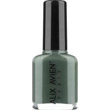 Soluk Yeşil 110 - Yüksek Pigmentli Uzun Süreli Kalıcılık Hızlı Kuruma - Nail Lacquer 110