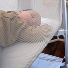 Hakay Bebek Yatağı, 4 Tekerlekli ve Hava Geçiren Kenar, Gri