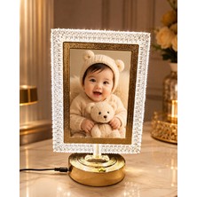 Saray Foto Kişiye Özel Fotoğraflı Kristal Dikdörtgen Çerçeveli LED Masa Lambası-Gold Tabanlı 13X18 cm Dekoratif Hediye