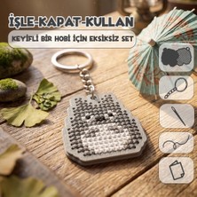 Etamina Ghiblimina Serisi: Pofuduk Orman Ruhu 8-Bit Pixel Art Çarpı Işi Anahtarlık Kiti- Minimalist Karakter Tasarımlı Hobi Seti