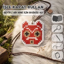 Etamina Ghiblimina Serisi: Orman Savaşçısı 8-Bit Pixel Art Çarpı Işi Anahtarlık Kiti- Minimalist Karakter Tasarımlı Hobi Seti