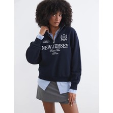 Lc Waikiki Yeni Sezon New Jersey Nakışlı Oversize Kadın Kalın Sweatshirt