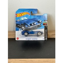 Hot Wheels 72 Stingray Convertible