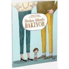 Redhouse Kidz Yayınları Herkes Alfred'e Bakıyor