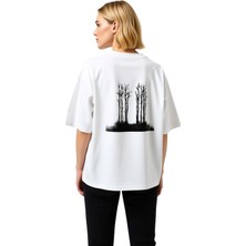 PayBuy Kadın Oversize Tişört Çıplak Ağaç Baskı Sisli Zemin Sanat Tasarımı Rahat Kesim Günlük Modern Şık