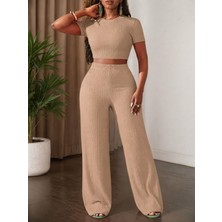 Deridün Yıldız Shoes Kadın Kısa Kollu Bisiklet Yaka Bürümcük Krop Bluz ve Pantolon Ikili Takım