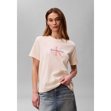 Calvin Klein Kadın Normal Kalıp Yuvarlak Yakalı %100 Pamuk Ck Logo Baskılı Kısa Kollu Krem T-Shirt LV047B865G-F7J