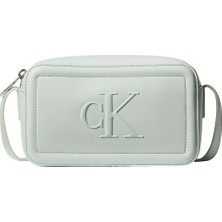 Calvin Klein Kadın Parlak Ck Logolu Fermuarlı Ayarlanabilir Omuz Askılı Gri Çanta LV04F3220G-U3L