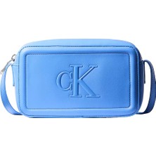Calvin Klein Kadın Parlak Ck Logolu Fermuarlı Ayarlanabilir Omuz Askılı Mavi Çanta LV04F3220G-CG1