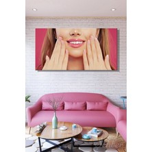Şehber Doğal Pembe Manikürlü Tırnaklar Yatay Kanvas Tablo Tekli Kuaför Güzellik Salonu Makyaj Nail Art 3471
