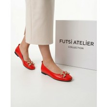 Futsi Shoes Mıstral Kırmızı Hakiki Deri Taş Aksesuar Detaylı Kadın Babet Ayakkabı