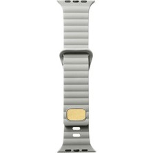 Apple Watch Ultra 49MM Şık Silikon Gövde Tokalı Sağlam Metal Kordon KRD73