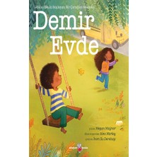 Okuyan Koala Demir Evde
