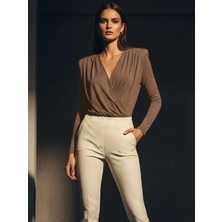 Rivus V Yakalı Büzgülü Uzun Kollu Body - Vizon