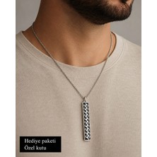 Herşey Nota Dalga Desenli Siyah Gümüş Renk Dikdörtgen Erkek Kolye