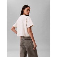 Calvin Klein Kadın / Kız Krem Calvin Klein Ss Cropped Boxy Grap, Yas, Xxs Krem Kadın T-Shirt