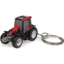 Valtra G135 Traktör Metal Anahtarlık, Universal Hobbies UH5871