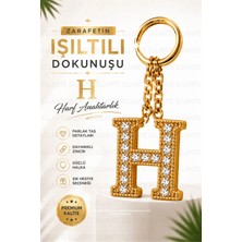 Ellante Kişiye Özel Harf Anahtarlık Altın Renk Zirkon Taşlı Şık Çanta Süsü Anahtar Aksesuarı Hediyelik Harf Kolyesi Görünümlü Tasarım
