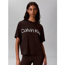 Calvin Klein Kadın Rahat Kalıp Logo Baskılı Yuvarlak Yakalı Kısa Kollu Siyah T-Shirt LV047G839G-UB1