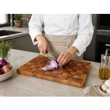 Carlo Pablo %100 Doğal El Işçiliği Kesme Tahtası Premium Kamerun Iroko End Grain, Antibakteriyel Çizilmez Yüzey, Su Geçirmez (Avrupa'da Üretilmiştir)