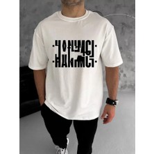 Guzu & Çarşı Unisex Bisiklet Yaka Katlanan Baskılı T-Shirt - Beyaz